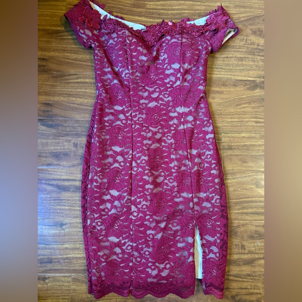 Sequin Hearts Off-Shoulder Lace Midi Dress in Berry